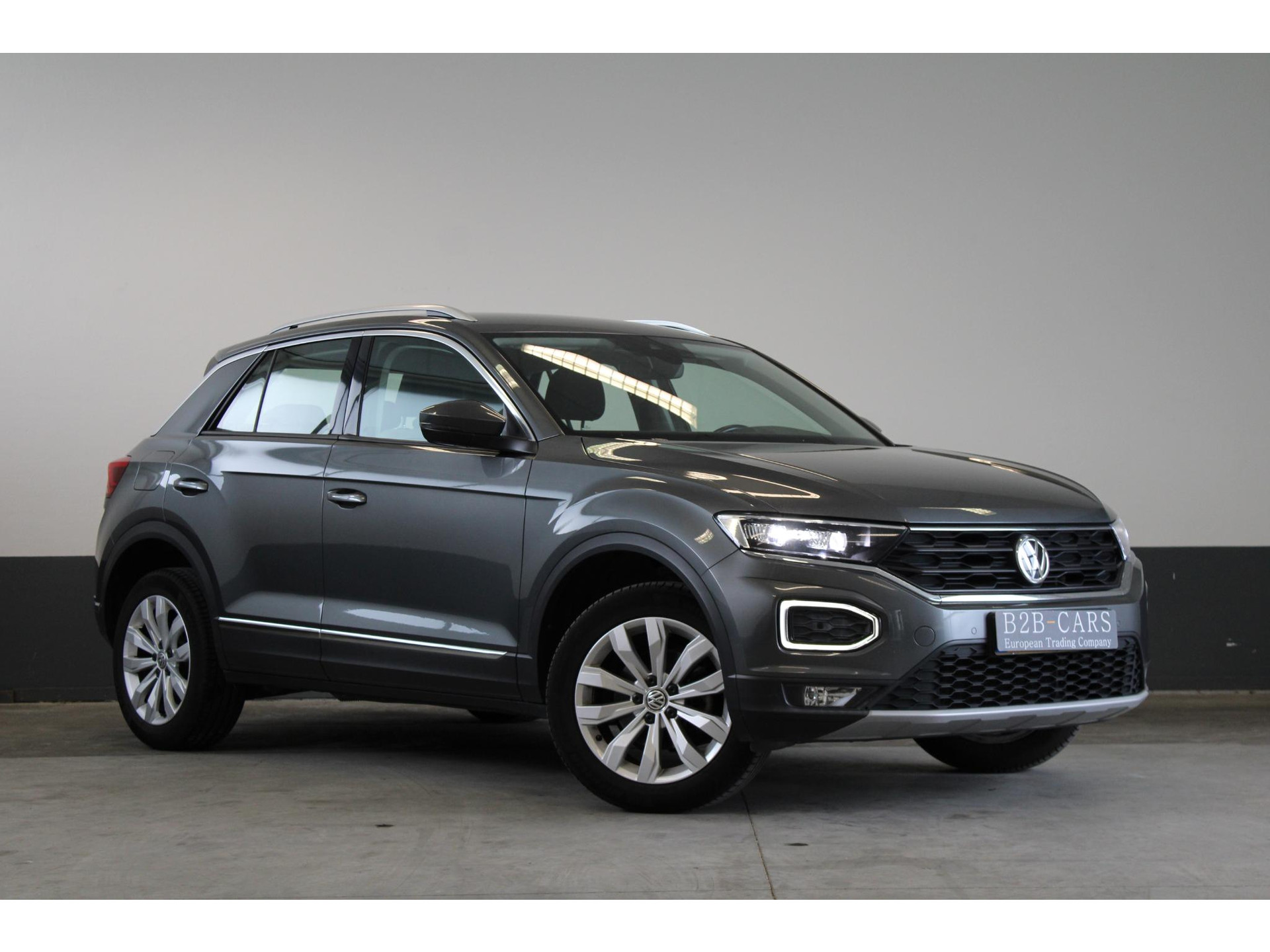 Volkswagen T-Roc 1.5 TSI Sport 46803817-0.jpg | B2B-CARS